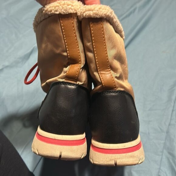 Target Women's Winter Waterproof Lace Up Ankle Boots Size 8 - Picture 3 of 9